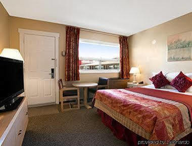 Howard Johnson By Wyndham Cornwall Luaran gambar